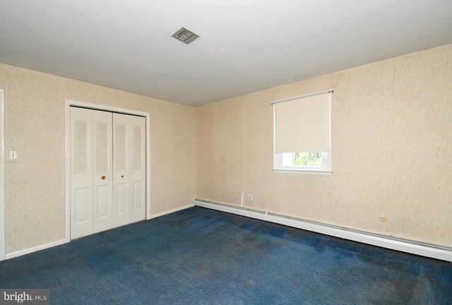 836 N CEDAR RD, Jenkintown, PA 19046