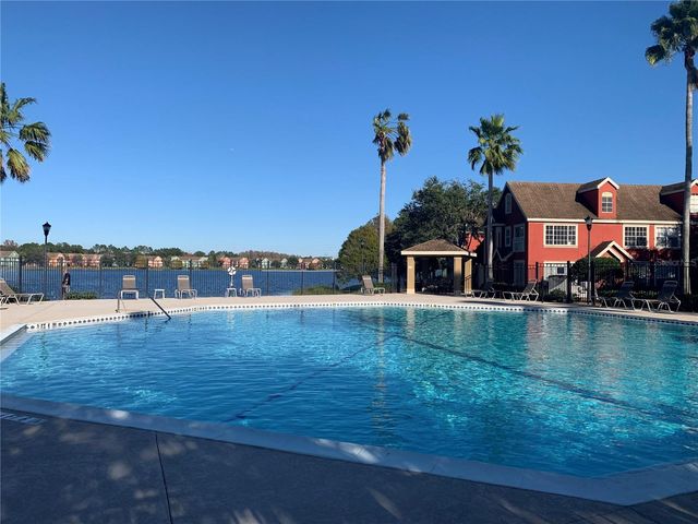 10416 WHITE LAKE COURT 10416, Tampa, FL 33626