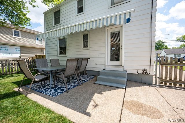 94 Amsterdam Street, Tonawanda, NY 14150