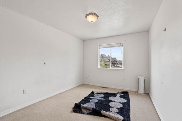 303 E Augusta Ave, Spokane, WA 99207