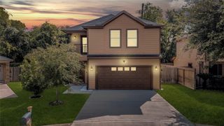 13754 Lynx Drive, Houston, TX 77014