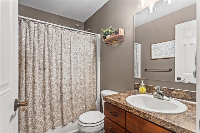 9625 Scotsmoor Drive, Caledonia, MI 49316