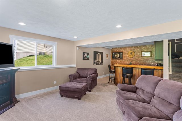 9625 Scotsmoor Drive, Caledonia, MI 49316