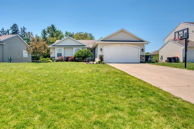 9625 Scotsmoor Drive, Caledonia, MI 49316