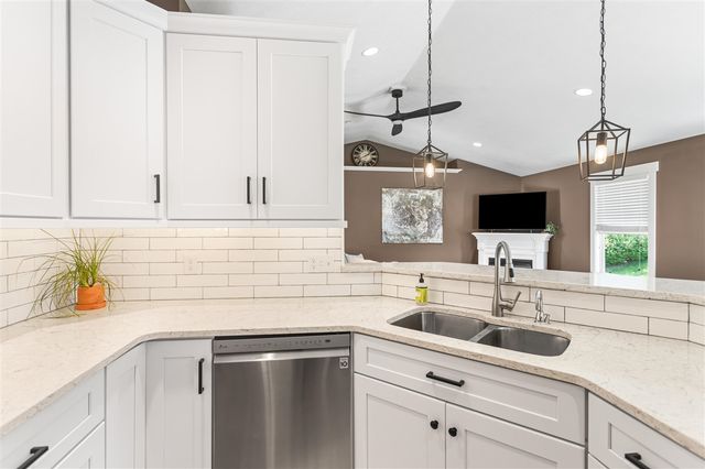 9625 Scotsmoor Drive, Caledonia, MI 49316