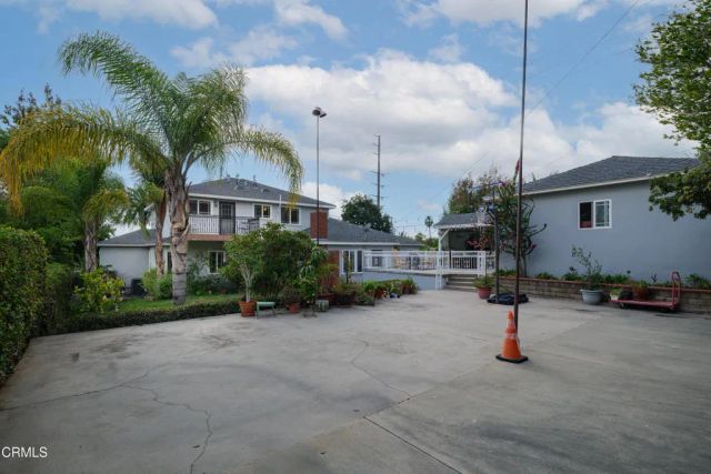 941 Chehalem Road, La Canada Flintridge, CA 91011