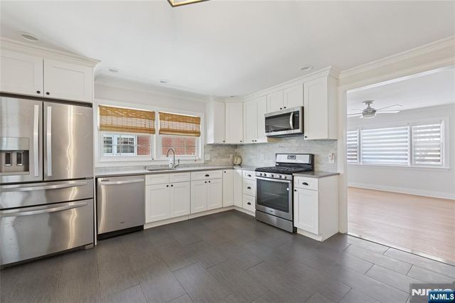 124 Lee Street, Elmwood Park, NJ 07407