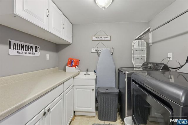 124 Lee Street, Elmwood Park, NJ 07407