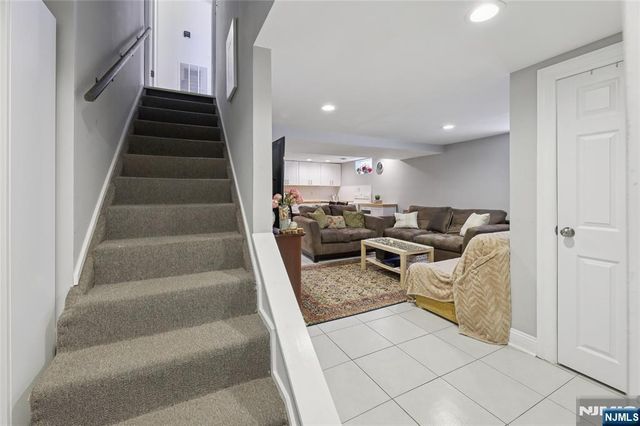 124 Lee Street, Elmwood Park, NJ 07407