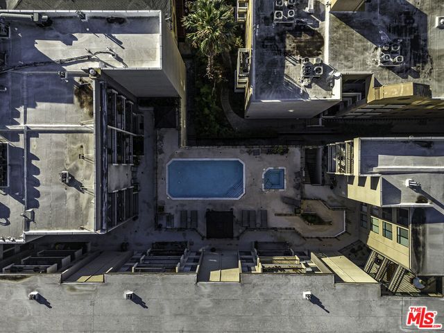 7320 Hawthorn Avenue 315, Los Angeles, CA 90046