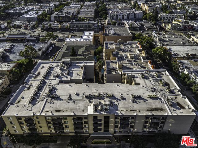 7320 Hawthorn Avenue 315, Los Angeles, CA 90046