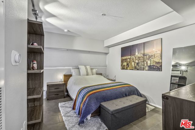 7320 Hawthorn Avenue 315, Los Angeles, CA 90046