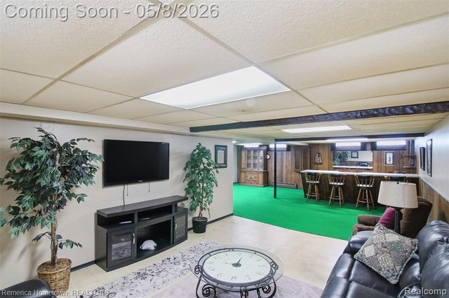 11337 Kennebec Avenue, Allen Park, MI 48101