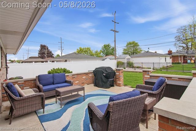 11337 Kennebec Avenue, Allen Park, MI 48101