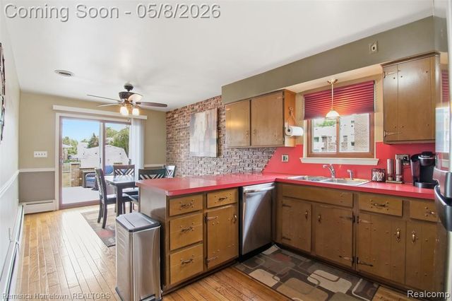 11337 Kennebec Avenue, Allen Park, MI 48101