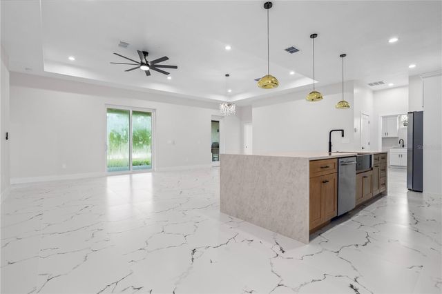 30643 APRICOT AVENUE, Eustis, FL 32736