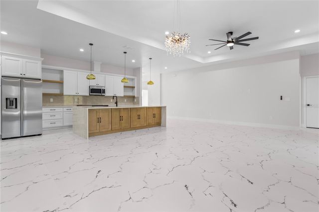 30643 APRICOT AVENUE, Eustis, FL 32736