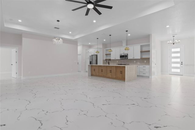 30643 APRICOT AVENUE, Eustis, FL 32736