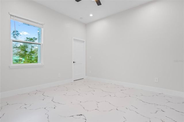 30643 APRICOT AVENUE, Eustis, FL 32736