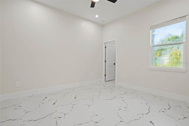 30643 APRICOT AVENUE, Eustis, FL 32736