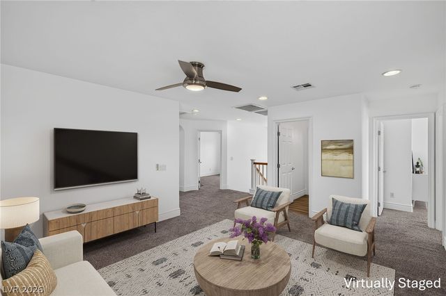 176 BROKEN PUTTER Way, Las Vegas, NV 89148