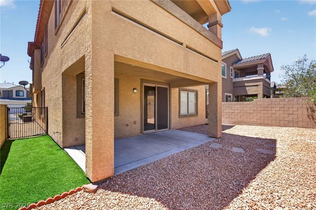 176 BROKEN PUTTER Way, Las Vegas, NV 89148