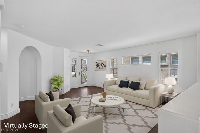 176 BROKEN PUTTER Way, Las Vegas, NV 89148