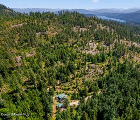 245 E Wrenco Rd, Sandpoint, ID 83864