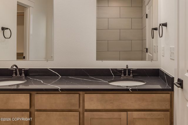 2651 N Cottage Hill Drive, Palmer, AK 99645