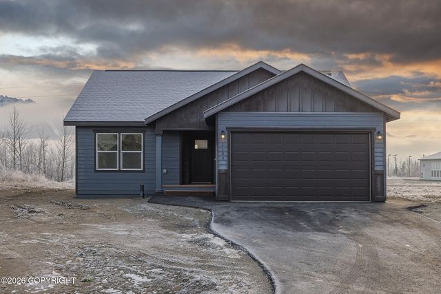2651 N Cottage Hill Drive, Palmer, AK 99645