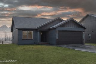 2651 N Cottage Hill Drive, Palmer, AK 99645
