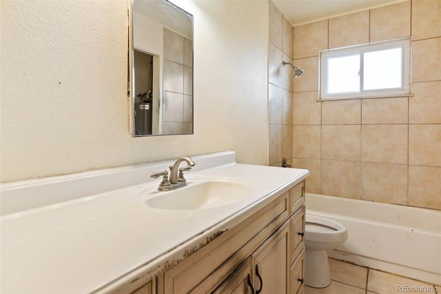 950 Kentucky Street, Canon City, CO 81212