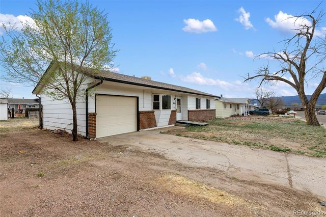 950 Kentucky Street, Canon City, CO 81212