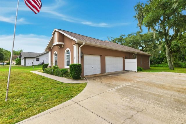 3420 S FAIRWAY TERRACE, Inverness, FL 34450