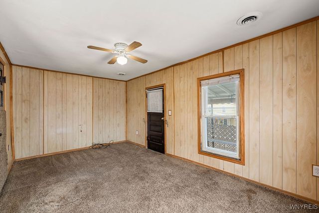 2488 Whitney Avenue, Niagara Falls, NY 14301