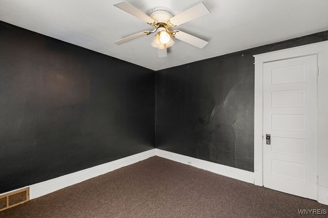 2488 Whitney Avenue, Niagara Falls, NY 14301