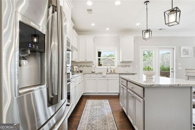 435 Hathaway Avenue, Woodstock, GA 30188