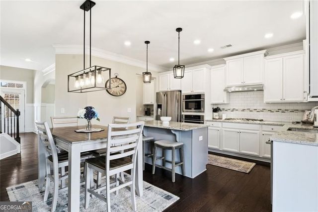 435 Hathaway Avenue, Woodstock, GA 30188