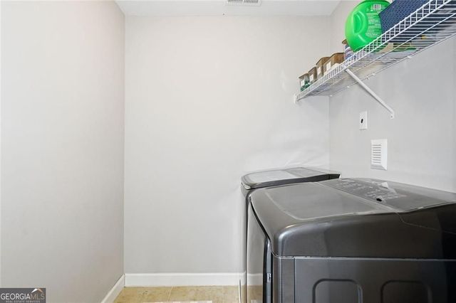 435 Hathaway Avenue, Woodstock, GA 30188