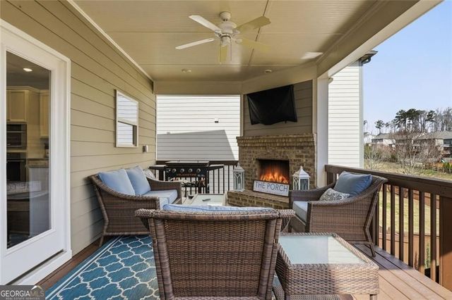 435 Hathaway Avenue, Woodstock, GA 30188