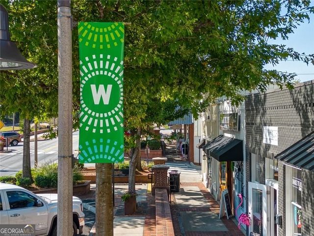 435 Hathaway Avenue, Woodstock, GA 30188