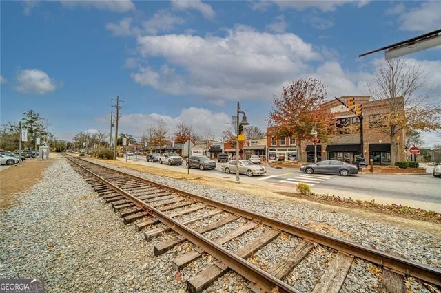 435 Hathaway Avenue, Woodstock, GA 30188