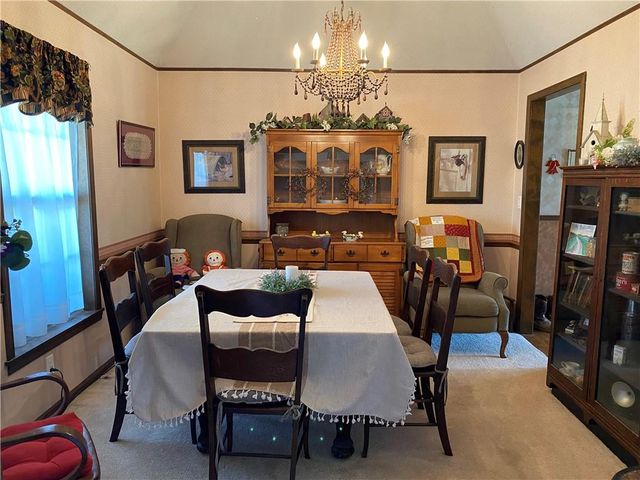 11 Skyline Drive, Adrian, MO 64720