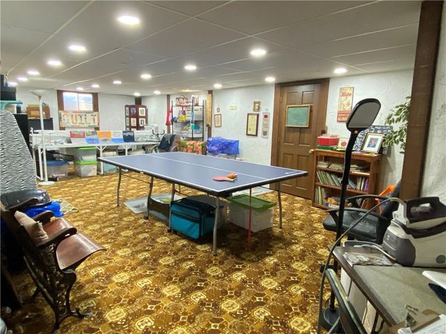 11 Skyline Drive, Adrian, MO 64720