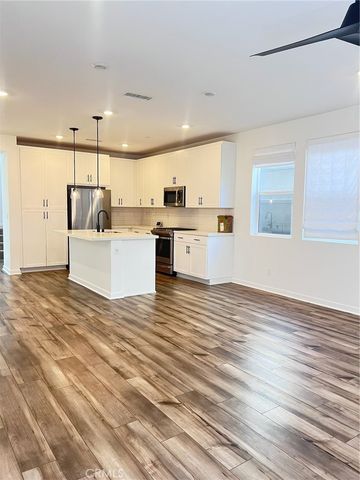 4055 Pomelo, Corona, CA 92883