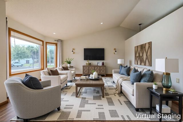 3317 Westmoor Drive, Moorhead, MN 56560