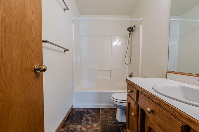 3317 Westmoor Drive, Moorhead, MN 56560