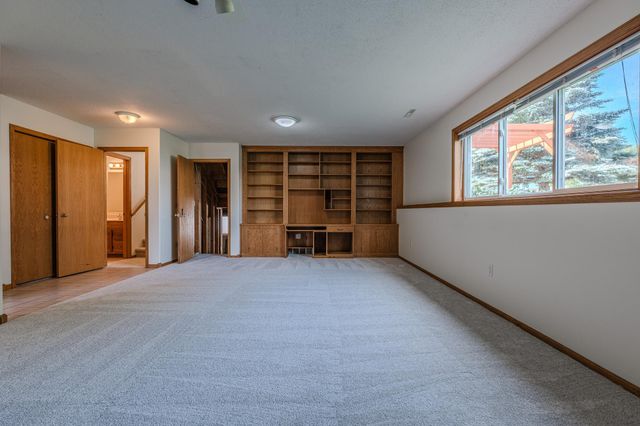 3317 Westmoor Drive, Moorhead, MN 56560