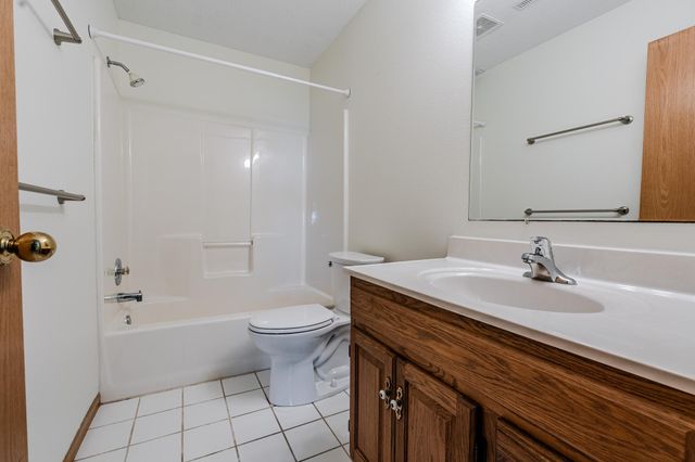 3317 Westmoor Drive, Moorhead, MN 56560