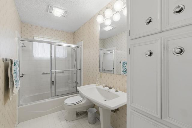 205 Sunshine DR, Georgetown, TX 78628